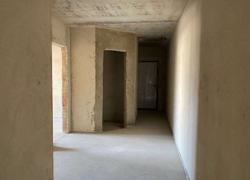 2 км квартира в новобудові на Гайдамацькій середній поверх
