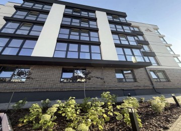 Простора 2 км квартира з автономним газовим опаленням