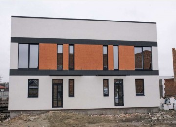 Котедж двоян з міськими мережами в районі  вулиці Кулика та Гудачека