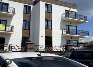 Простора 2 км квартира в клубному будинку з максимальною комплектацією