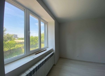 Квартира в новобудові на другому поверсі