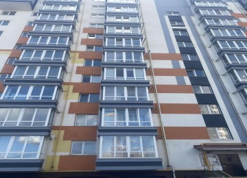 1 км в новобудові на Чайці